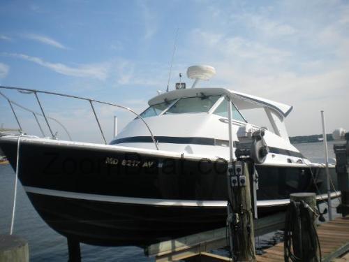 Bertram 31 Bahia Mar Spesifikasjoner og anmeldelser